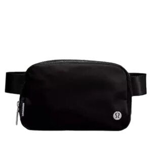 NWT Lululemon Athletica Everywhere Belt Bag 1L Black Crossbody